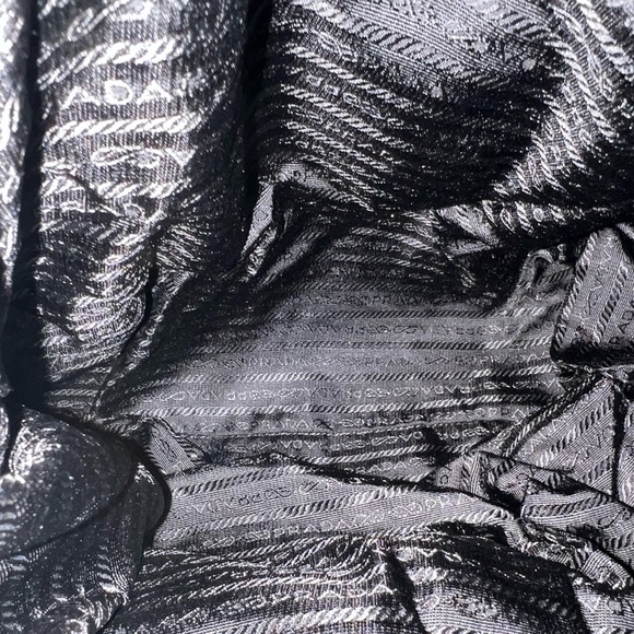 PRADA- Extra large vinyl and patent leather travel bag. - Picture 7 of 10